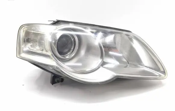 Volkswagen PASSAT B6 Headlight/headlamp 3C0941006J