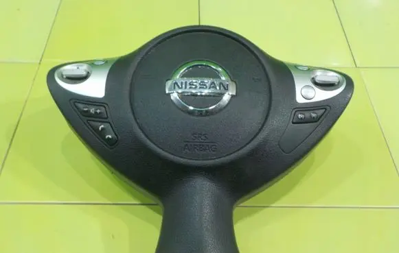 Nissan Juke I F15 Steering wheel airbag NK70S1A10