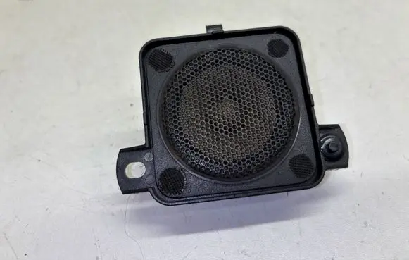 Volvo S70 V70 V70 XC Front door speaker 3533623