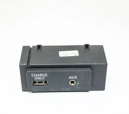 Audi A3 S3 8V AUX in-socket connector 8V0035726A