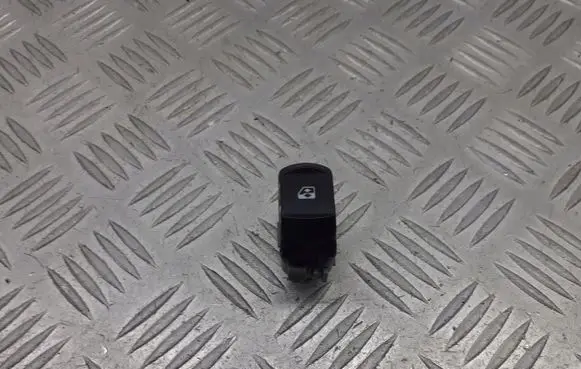 Renault Megane II Quarter vent window switch 