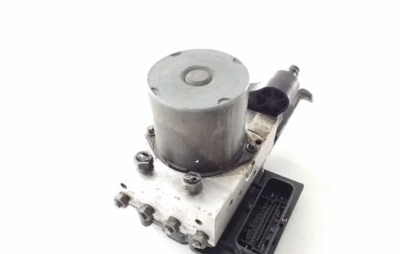 Mercedes-Benz E W212 ABS Pump 0265236310 A2124312912