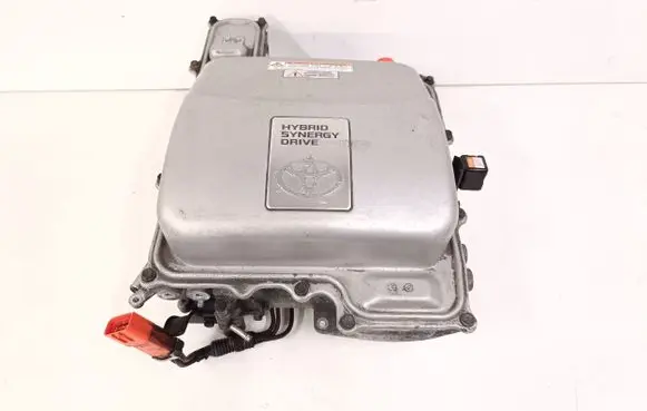Toyota Prius (XW20) Voltage converter inverter G920047121 G927047040