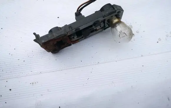 Seat Alhambra (Mk1) Tail light bulb cover holder 7m3945257a 964428-00