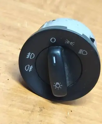 Skoda Octavia Mk2 (1Z) Light switch 1Z0941431G 04067403