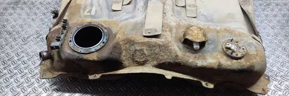 Toyota RAV 4 (XA20) Fuel tank 