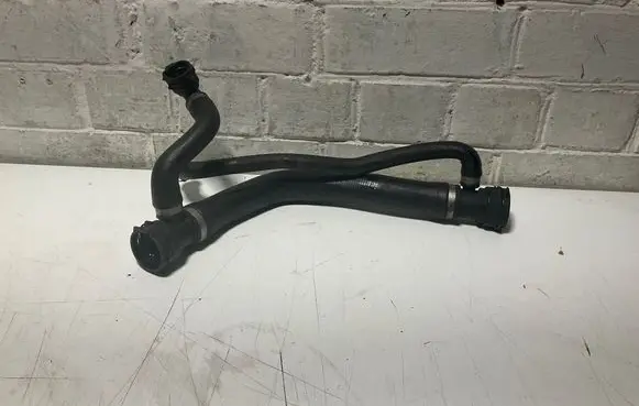 BMW 5 E60 E61 Engine coolant pipe/hose 7508035 PA66GF30