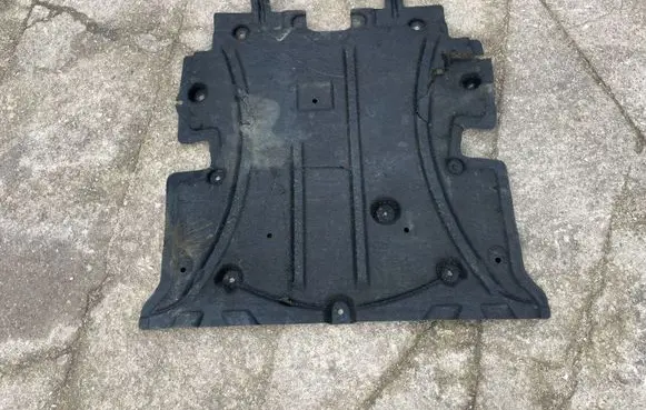Renault Megane E-Tech Engine splash shield/under tray 758303399R