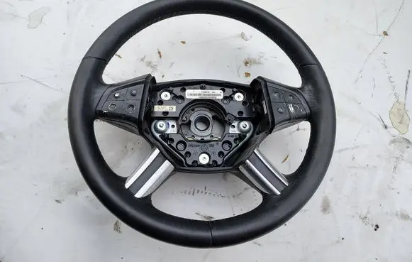 Mercedes-Benz ML W164 Steering wheel A1644605103