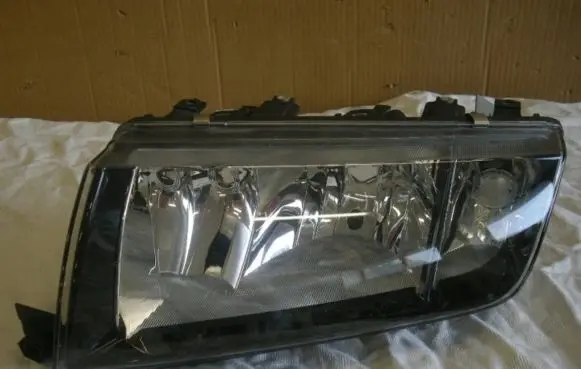 Skoda Fabia Mk1 (6Y) Headlight/headlamp