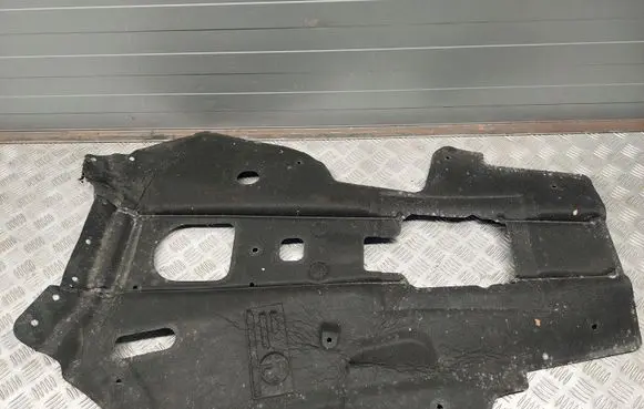 Audi Q8 Heat shield in engine bay 50536147