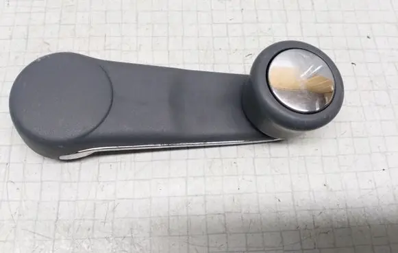 Audi 80 90 B3 Rear door window winding handle 443837581D 443837575A