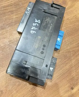 BMW 3 E90 E91 Comfort/convenience module 9176886