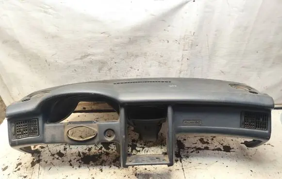 Audi 80 90 B3 Dashboard 893857069