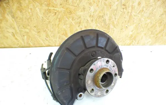 Volkswagen Golf VI Front wheel hub spindle knuckle 