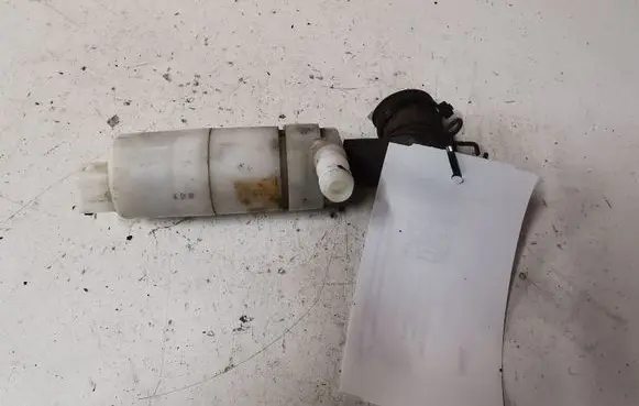 KIA Sorento Headlight washer pump 