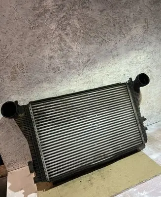 Volkswagen PASSAT B6 Intercooler radiator