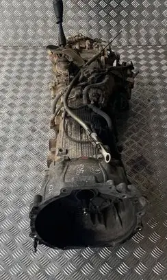 Mitsubishi L200 Manual 5 speed gearbox 4D56 M820645 2500A240K