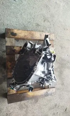 Peugeot 208 II Manual 6 speed gearbox 9811243810