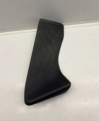 Peugeot 5008 II Foot rest pad/dead pedal 9811350777
