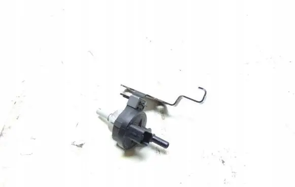 Valve vacuum