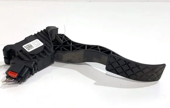 Volkswagen PASSAT B8 Accelerator throttle pedal 5Q1723503H