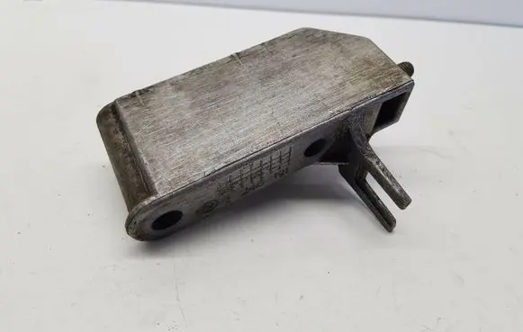 BMW 5 E39 Fuel pump bracket 2246191