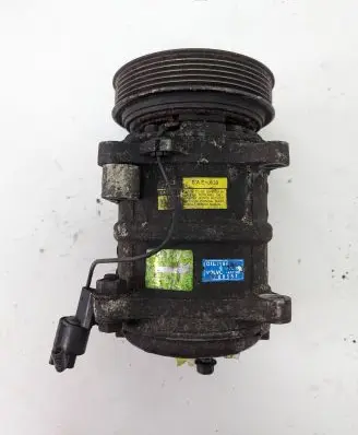 Volvo S40, V40 Air conditioning (A/C) compressor (pump) 30611276 8708581