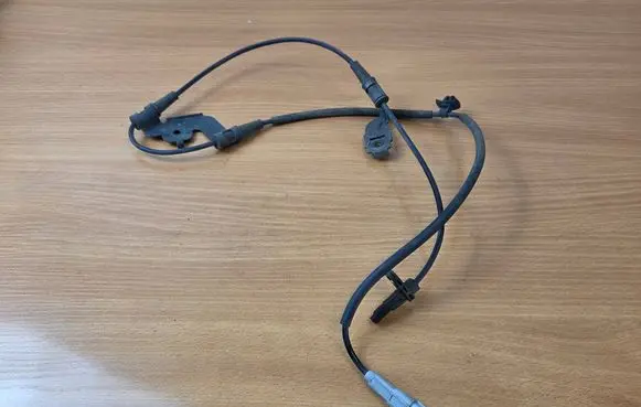 Hyundai i20 (BC3 BI3) ABS brake wheel speed sensor 58940Q0000