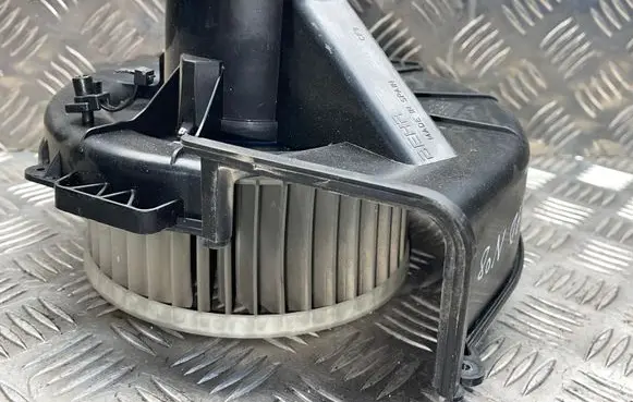 Seat Ibiza III (6L) Heater fan/blower 6Q1820015C