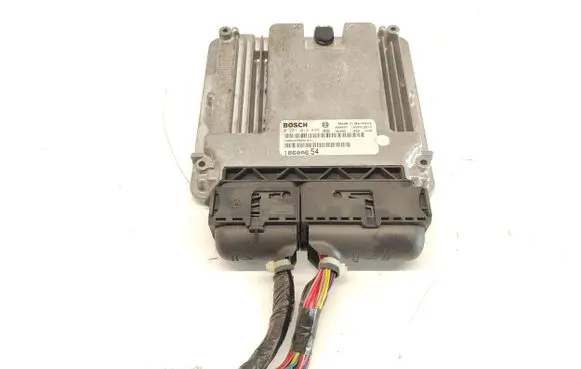 Mitsubishi Grandis Engine control unit/module 1860A654 1039S12613 0281012535