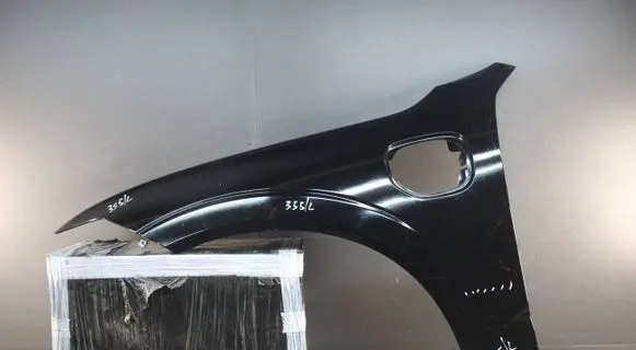 Volvo XC60 Fender mounting bracket 