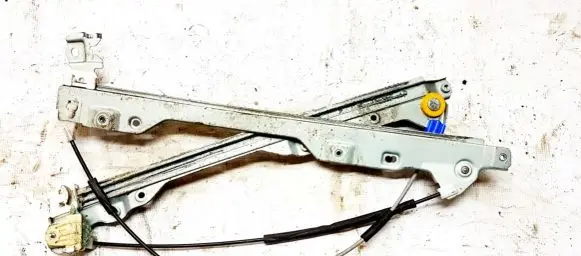 Nissan X-Trail T31 Front door window regulator with motor 