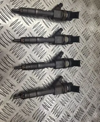 Fuel injectors set