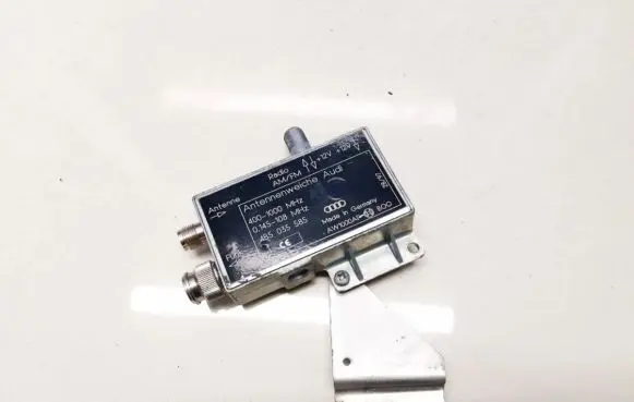 Audi A8 S8 D2 4D Antenna control unit 4b5035585 0.145-108