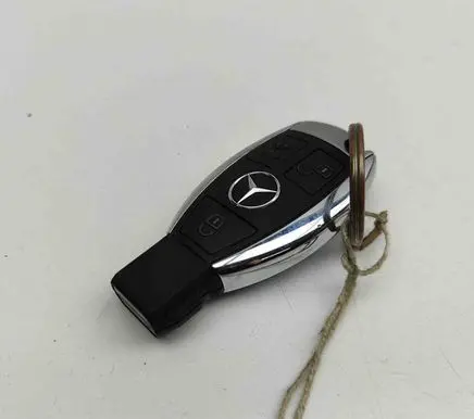 Mercedes-Benz E A207 Ignition key/card A2049050804