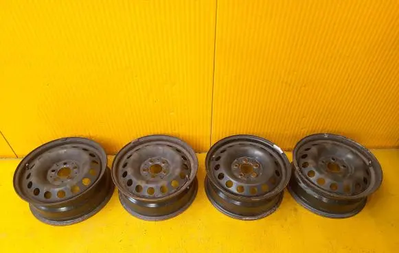 Mercedes-Benz V Class W447 R16 steel rim A4474010101