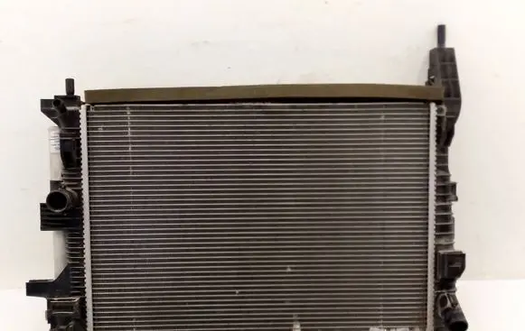Ford Kuga II Radiator set BV618005BD