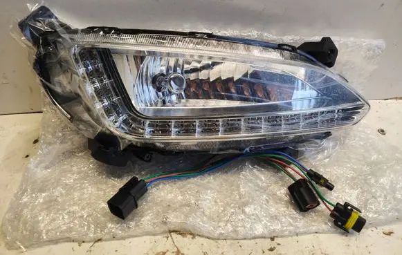 Hyundai Santa Fe Front fog light 922022W100 922202W100 92202A1000