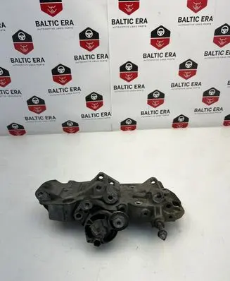 BMW 5 F10 F11 Generator/alternator bracket 8506863 174786