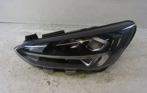 Ford Focus Headlight/headlamp MX7B13E015EB
