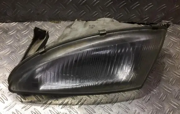 Hyundai Lantra II Headlight/headlamp
