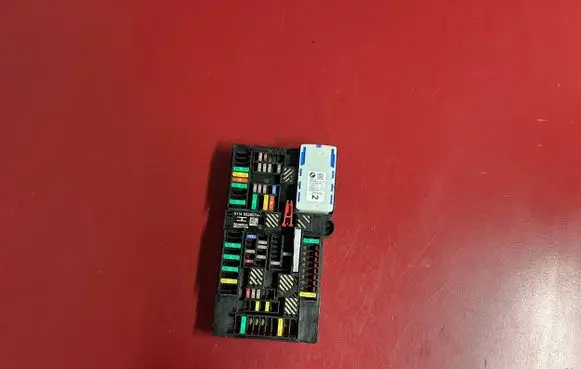 BMW X3 G01 Fuse module 6828074