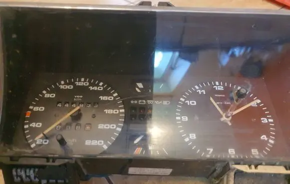 Volkswagen Golf I Speedometer (instrument cluster) 321919033qe 6160432115