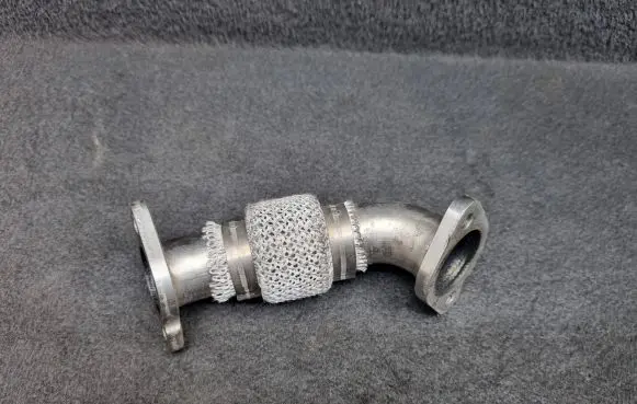 Audi A8 S8 D4 4H EGR valve line/pipe/hose 057131534R