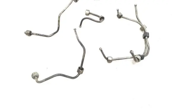 Citroen C5 Fuel injector supply line/pipe 