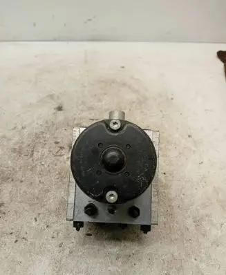 Skoda Fabia Mk2 (5J) ABS Pump 6Q0614117E 0265222006