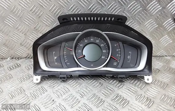 Volvo V60 Speedometer (instrument cluster) 31453099