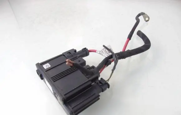 Mini Cooper F57 Power management control unit 8647841