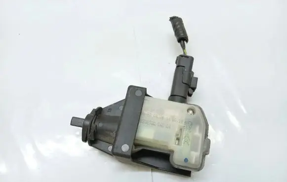 Citroen DS5 Fuel tank cap lock 9656236780